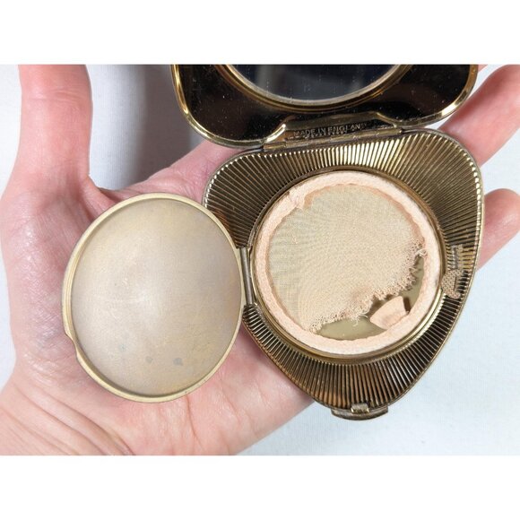 Vintage KIGU Chérie Mirror Compact, Petit Point Floral, Made in England - Picture 9 of 10